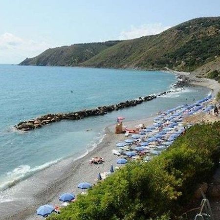 Villaggio Club La Maree Pisciotta Ngoại thất bức ảnh